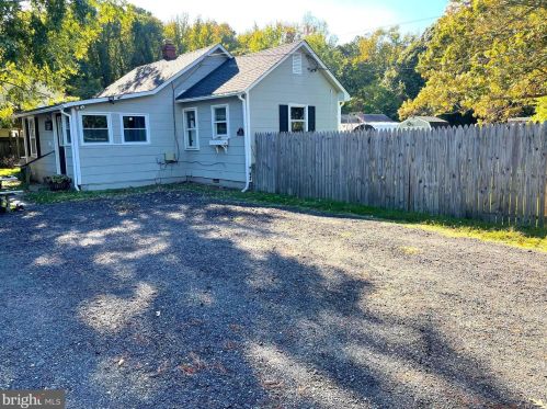 4828 Woods Wharf Rd, Shady Side MD  20764-9731 exterior