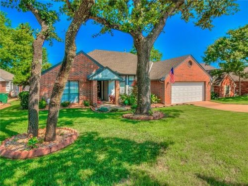 804 Marston Dr, Edmond, OK 73034-3247