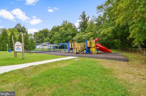 695 Plater St, Aberdeen MD  21001-3047 exterior