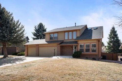 16838 Crestline Pl, Denver, CO 80015-4007