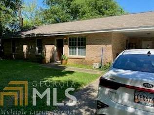 6 Annie St, Newnan, GA 30263-2131