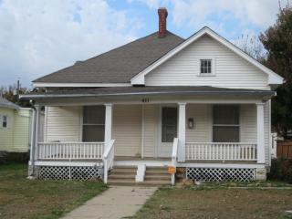 411 10th St, Independence, KS 67301-3015