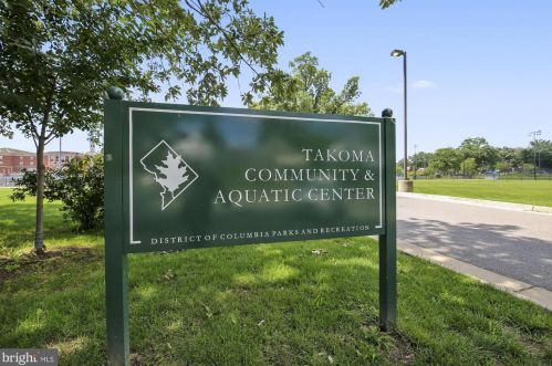 6409 Eastern Ave, Silver Spring MD  20912-4728 exterior