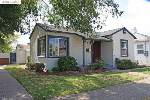 4938 Clinton Ave, Richmond CA  94805-1420 exterior