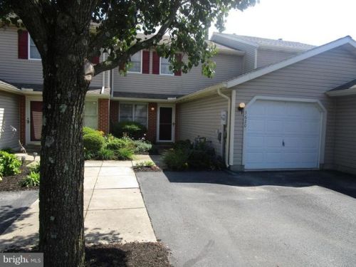 3620 Pleasant Valley Rd, York, PA 17406-7066