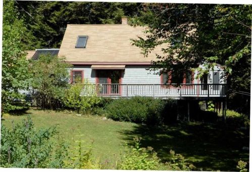 244 Cressy Rd, Bradford, NH 03221-3301