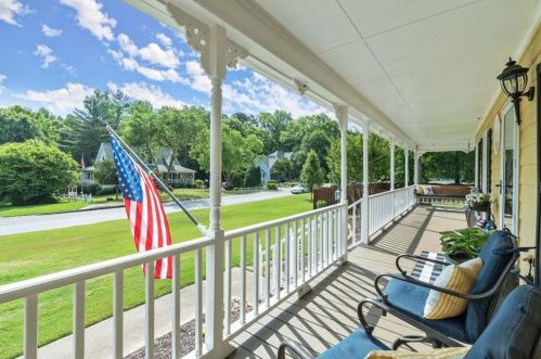 13 Somersby Ln, Hiram, GA 30141-3925