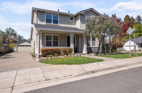 997 Lupine Ct, Healdsburg, CA 95448-3470