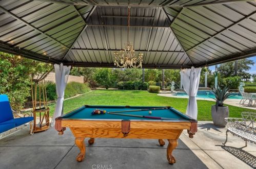 1678 Southport Dr, Riverside CA  92506-5449 exterior