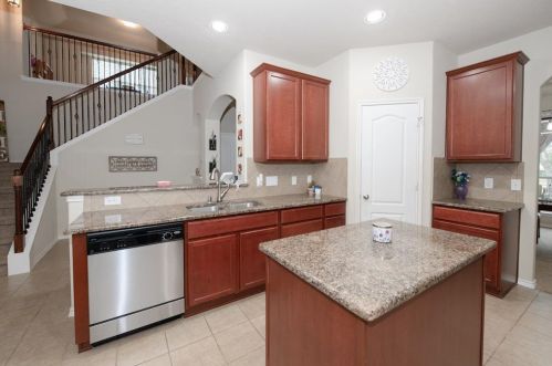 5302 Jay Thrush Dr, Richmond TX 77407-4011 exterior