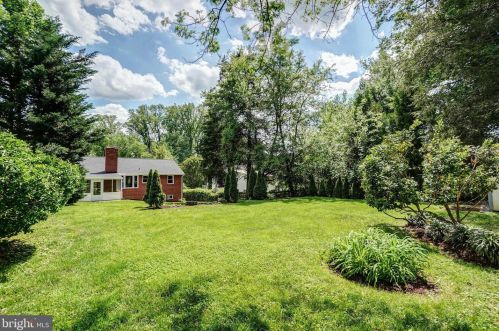 2221 Kimball Pl, Silver Spring MD 20910-1161 exterior