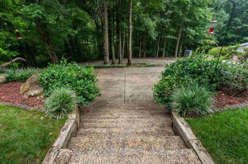 4895 Old Burnt Mtn Rd, Big Canoe GA  30143-2204 exterior