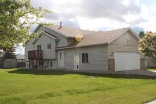 2847 Parkview Dr, Fargo, ND 58103-7820