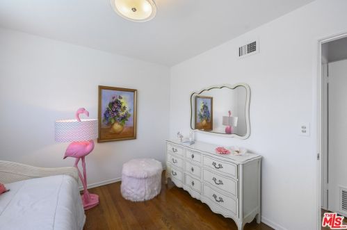 1520 Harle Pl, Anaheim CA  92802-2510 exterior