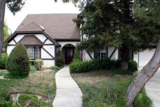 531 Salmon River Dr, Fresno, CA 93730-0650