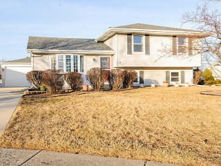 513 Whiteside Ct, Joliet, IL 60435-9423