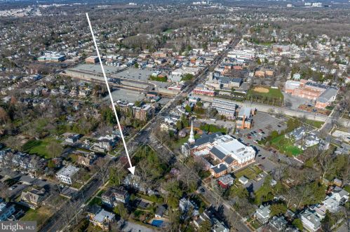 114 Kings Hwy, Tavistock NJ 08033-1981 exterior