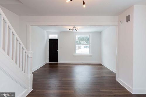 535 Strawberry St, Lancaster PA  17602-4466 exterior