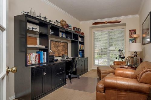 18 Westward Ridge Pl, Conroe TX  77384-5023 exterior