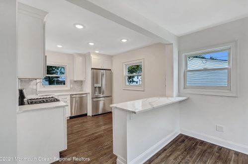 22 Stanford Dr, Hazlet NJ  07730-2314 exterior