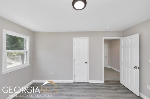 2260 Baywood Dr, Atlanta GA  30315-6534 exterior
