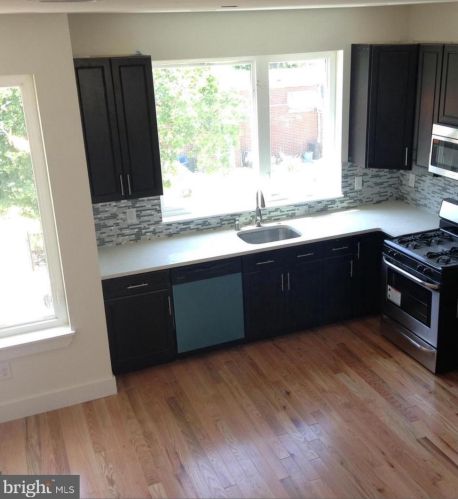 715 19 St, Philadelphia PA 19130-2030 exterior