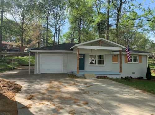 204 Spring Valley Rd, Marietta, GA 30060-4924