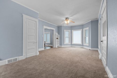 815 Oneida St, Joliet, IL 60435-7310