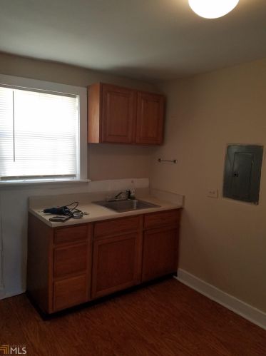 184 Dahlia Ave, Atlanta, GA 30314-1208
