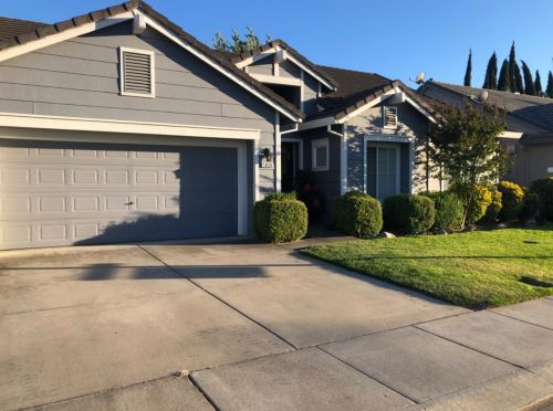 1834 Wawona St, Manteca, CA 95337-9438