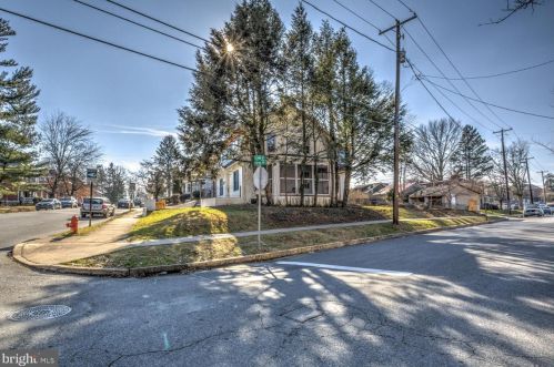 48 Cottage Ave, Lancaster PA  17602-3212 exterior