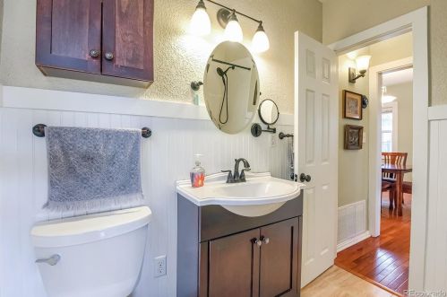 3030 Sherman St, Englewood CO  80113-1624 exterior