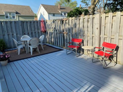 55 Vicksburg St, Providence, RI 02904-2142