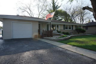 826 Gael Dr, Joliet IL  60435-2904 exterior