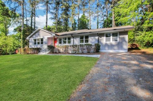 1895 Delowe Dr, Atlanta, GA 30311-4713