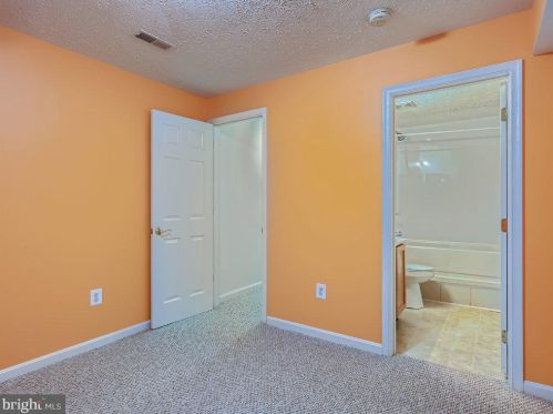565 Windsong Dr, Aberdeen MD  21001-1809 exterior