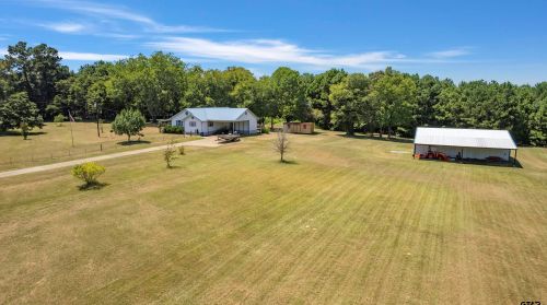 601 Jewell Gooch Rd, Marshall, TX 75670-2201