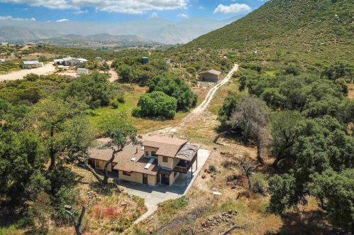 24993 Painted Rock Rd, Ramona, CA 92065-5104
