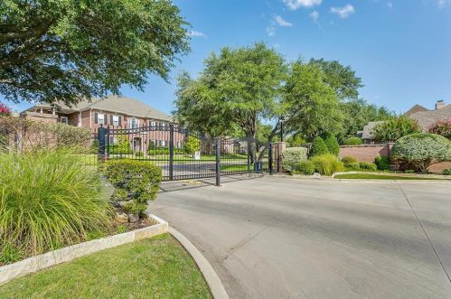 6909 Vista Ridge Ct, Fort Worth TX  76132-4553 exterior