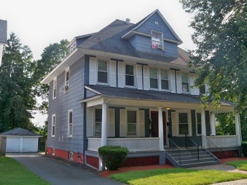 35 3rd St, Wallingford, CT 06492-3134