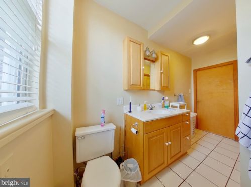 2001 13 St, Philadelphia PA  19148-5503 exterior