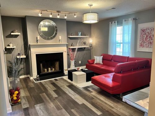 6664 Saganaw Dr, Rex GA 30273-2227 exterior