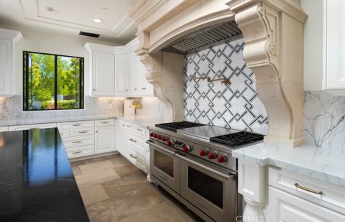 20 Black Falcon, Irvine CA  92603-0420 exterior