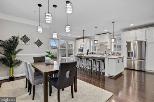 8810 Gunston St, Fulton MD  20759-2308 exterior