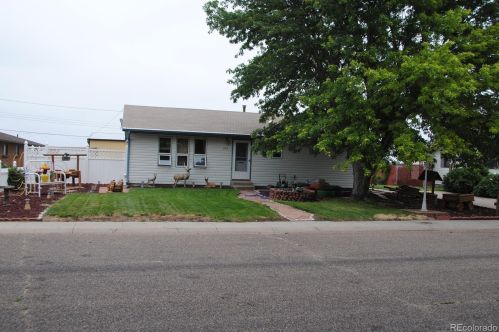 870 13th St, Burlington, CO 80807-1210