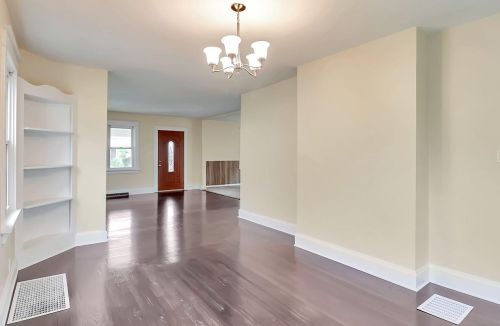 1815 Emerson Ave, Cincinnati OH  45239-4912 exterior
