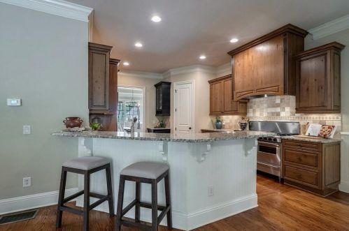 2459 Ellijay Dr, Atlanta GA  30319-3439 exterior