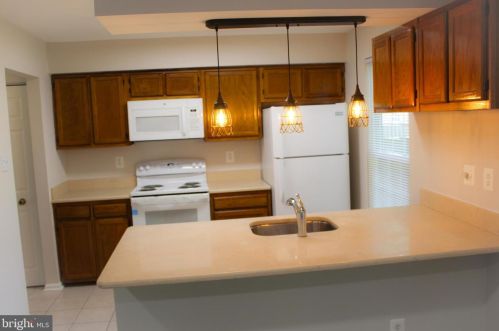 15034 Shamrock Ridge Rd, Silver Spring MD 20906-6107 exterior