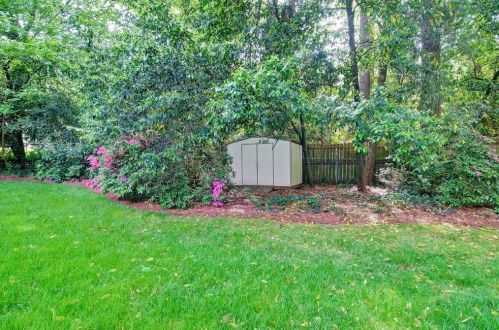 1741 Kellogg Springs Dr, Atlanta GA  30338-6009 exterior