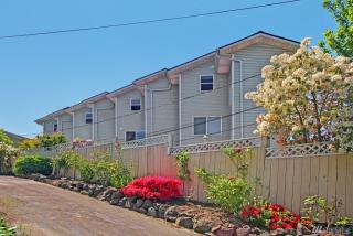 2629 Nevada St, Seattle, WA 98126-2578